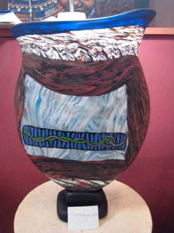 Turtle Vase - Women's Dreaming